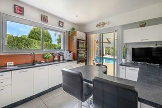  Villa � vendre 8 pi�ces 200 m�