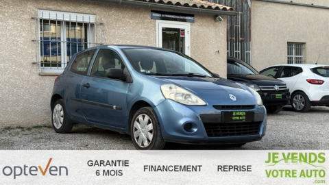 Renault Clio 1.2 16v 75ch Access 3p 2011 occasion Salon-de-Provence 13300