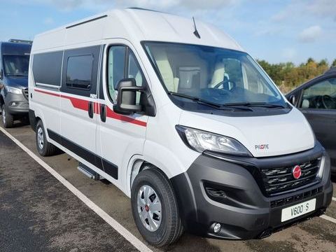 PILOTE Van am&eacute;nag&eacute; 2025 occasion V&eacute;retz 37270
