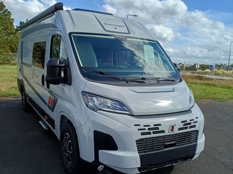 Van am&eacute;nag&eacute; Van am&eacute;nag&eacute; 2026 occasion V&eacute;retz 37270