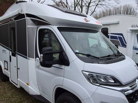 B&Uuml;RSTNER Camping car 2018 occasion Francastel 60480
