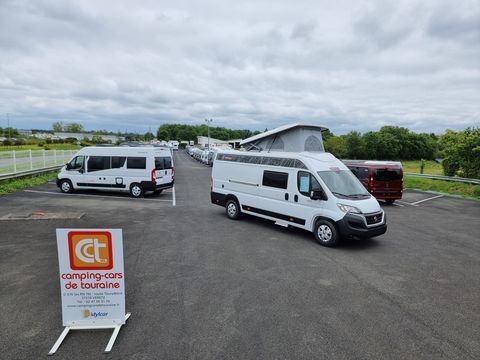 CHALLENGER Van am&eacute;nag&eacute; 2025 occasion V&eacute;retz 37270