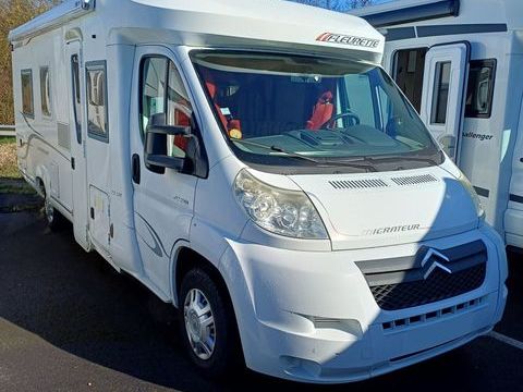 FLEURETTE Camping car 2009 occasion V&eacute;retz 37270