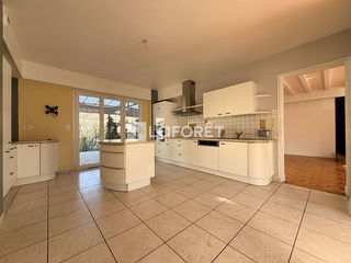  Maison � vendre 8 pi�ces 210 m�