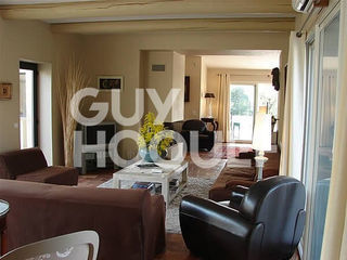  Appartement � louer 5 pi�ces 145 m�