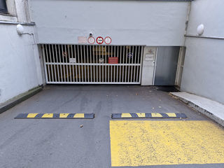  Parking / Garage � louer 