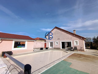  Maison � vendre 9 pi�ces 200 m�