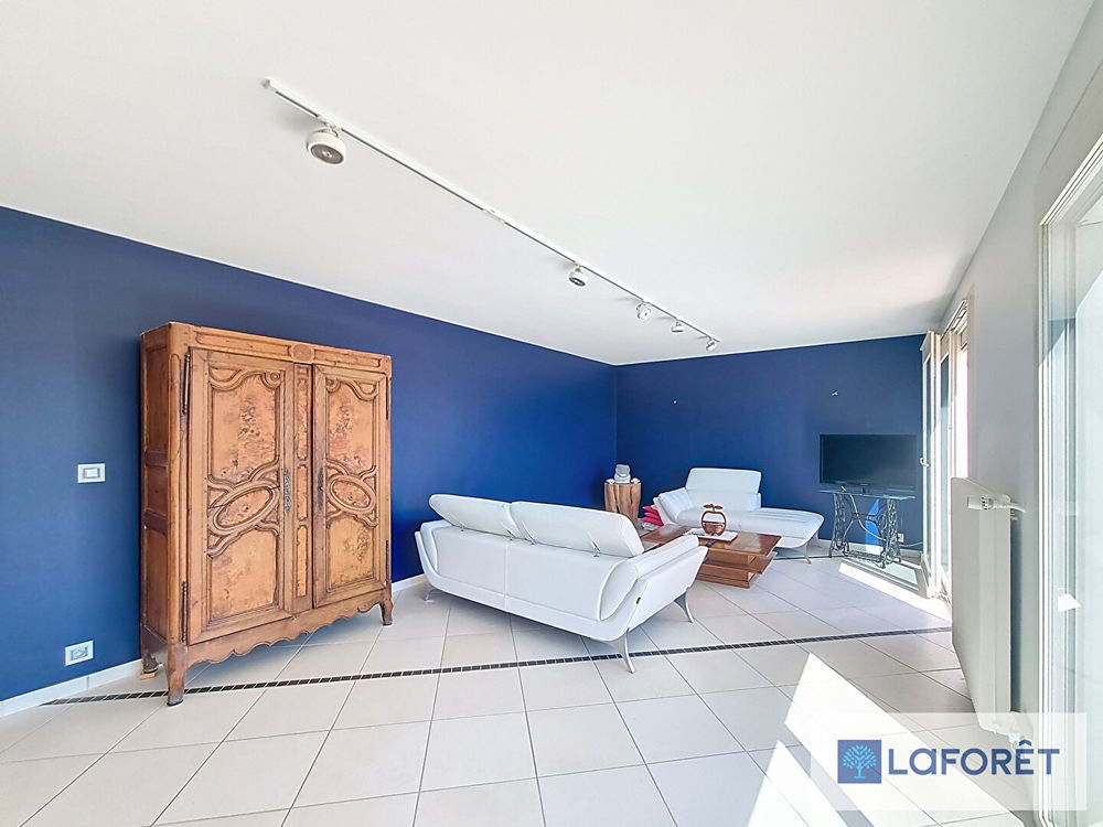 � vendre  Maison Challex (01630)