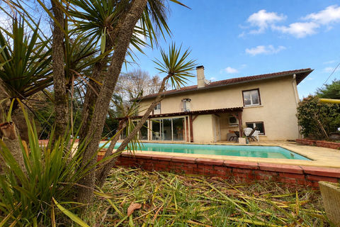   A 5 min de Montauban - Superbe maison familiale avec piscine et grand terrain ? Maison - 5 pi�ce(s) - 140 m�