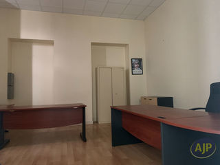  Immeuble � vendre 14 pi�ces 430 m�