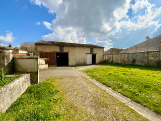  Parking / Garage � vendre 2 pi�ces 198 m�