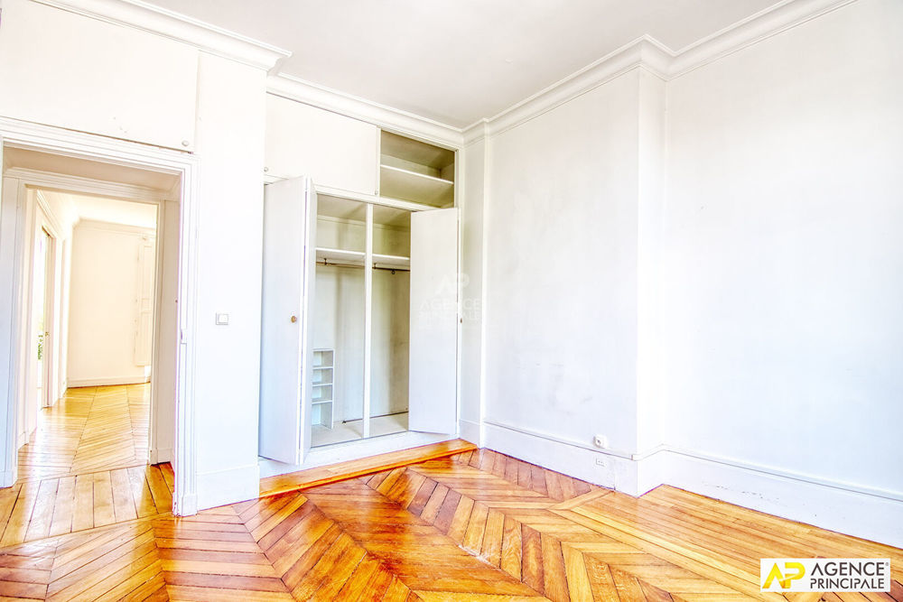 � vendre  Appartement Versailles (78000)