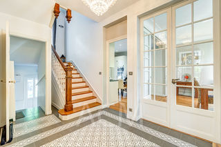  Maison � vendre 8 pi�ces 230 m�