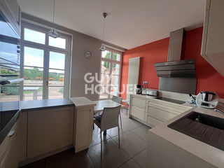  Maison � vendre 8 pi�ces 331 m�