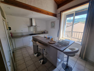  Maison � vendre 5 pi�ces 205 m�