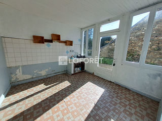  Immeuble � vendre 5 pi�ces 147 m�