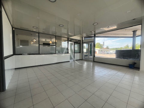 &Agrave; louer&nbsp;-&nbsp;locaux de 118 m&sup2; &agrave; Blainville-sur-l'Eau 1080 54360 Blainville sur l eau