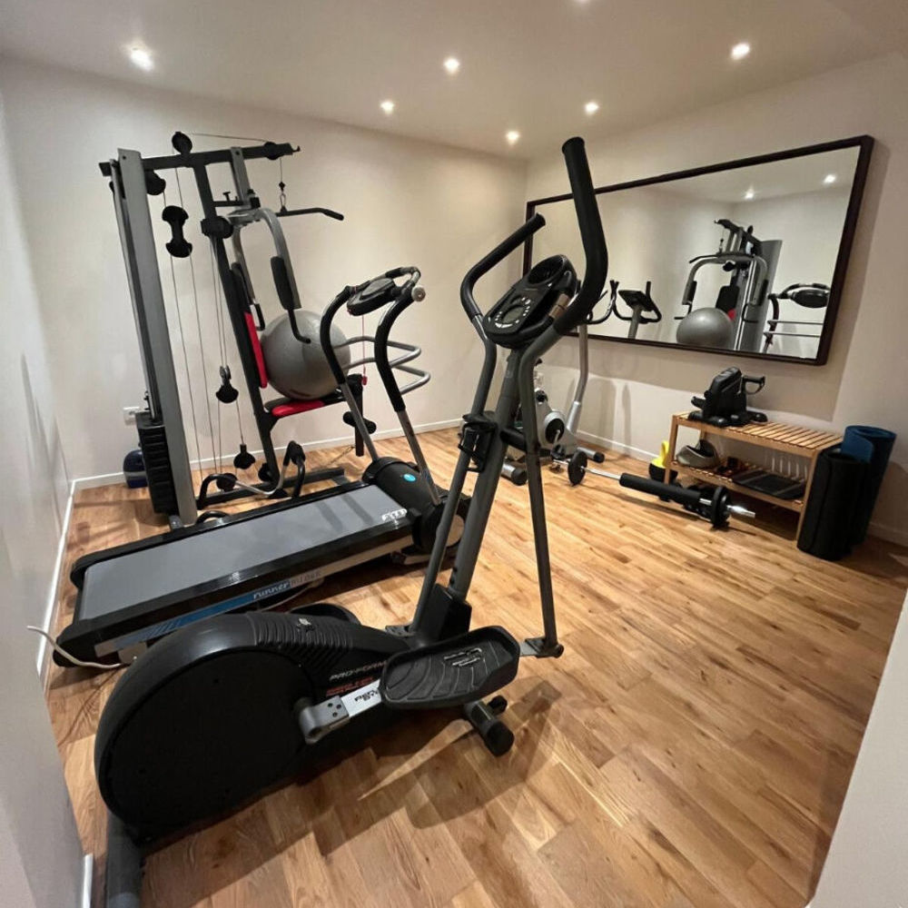 � vendre  Maison Cessy (01170)