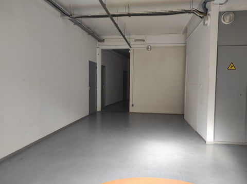 A vendre Bureaux N&deg;11: 40 m2 lou&eacute; &agrave; Bruges 48000 33520 Bruges