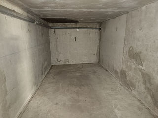  Parking / Garage � louer 13 m�