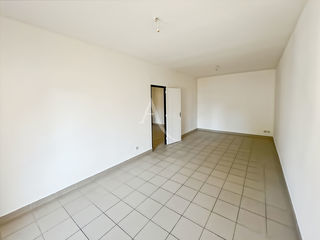  Immeuble � vendre 13 pi�ces 275 m�