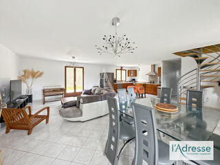  Maison � vendre 7 pi�ces 140 m�