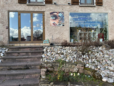 Local commercial 490 88000 Epinal