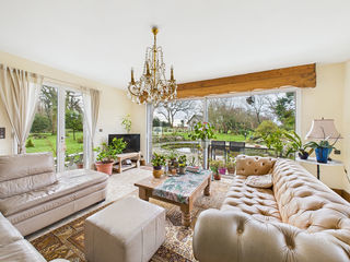  Maison � vendre 13 pi�ces 323 m�