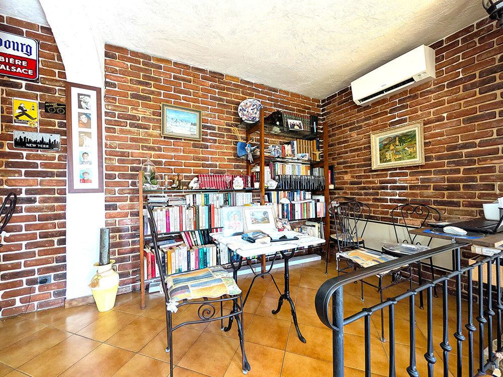 � vendre  Maison Cagnes-sur-Mer (06800)