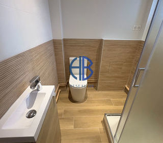  Appartement � louer 1 pi�ce 80 m�