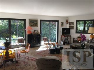  Maison � louer 4 pi�ces 180 m�