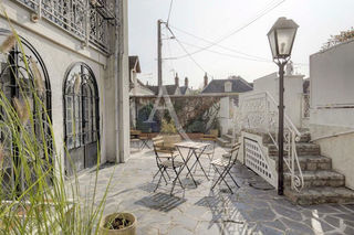  Maison � vendre 9 pi�ces 185 m�