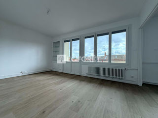  Appartement � louer 4 pi�ces 82 m�