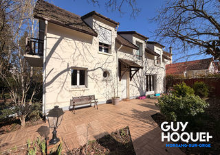  Maison � vendre 9 pi�ces 212 m�