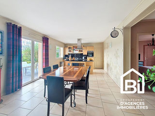  Maison � vendre 8 pi�ces 218 m�