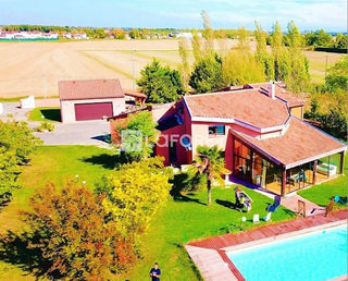  Maison � vendre 7 pi�ces 231 m�