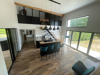  Maison � vendre 6 pi�ces 221 m�