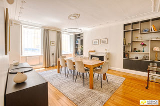  Maison � vendre 7 pi�ces 235 m�