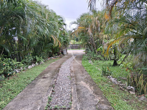   Villa de prestige (meubl�e) - La Chaumi�re - Matoury Maison - 4 pi�ce(s) - 139 m�