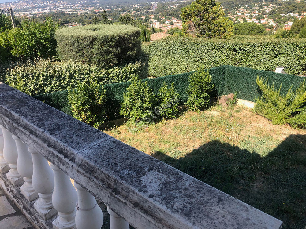 � vendre  Maison Ceyreste (13600)