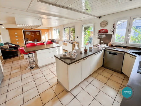   Maison de ville avec cour ext�rieur au coeur du centre-ville Maison - 5 pi�ce(s) - 97 m�