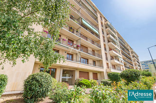  Parking / Garage � vendre 