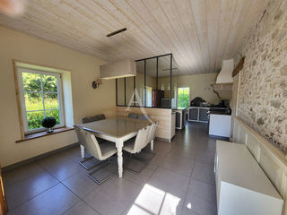  Maison � vendre 9 pi�ces 250 m�