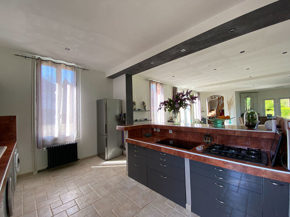 � vendre  Villa Chambly (60230)