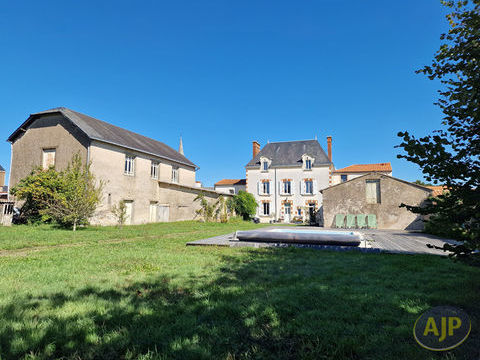   LA LIMOUZINIERE Maison - 11 pi�ce(s) - 283 m�