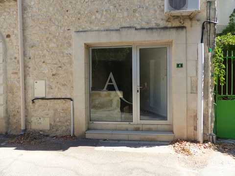 Local Sainte Anastasie 30,12 m2 350 30190 Sainte anastasie