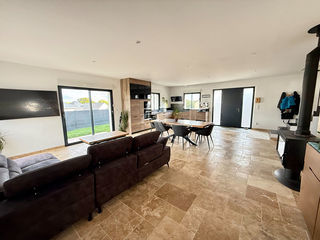  Maison � vendre 5 pi�ces 198 m�