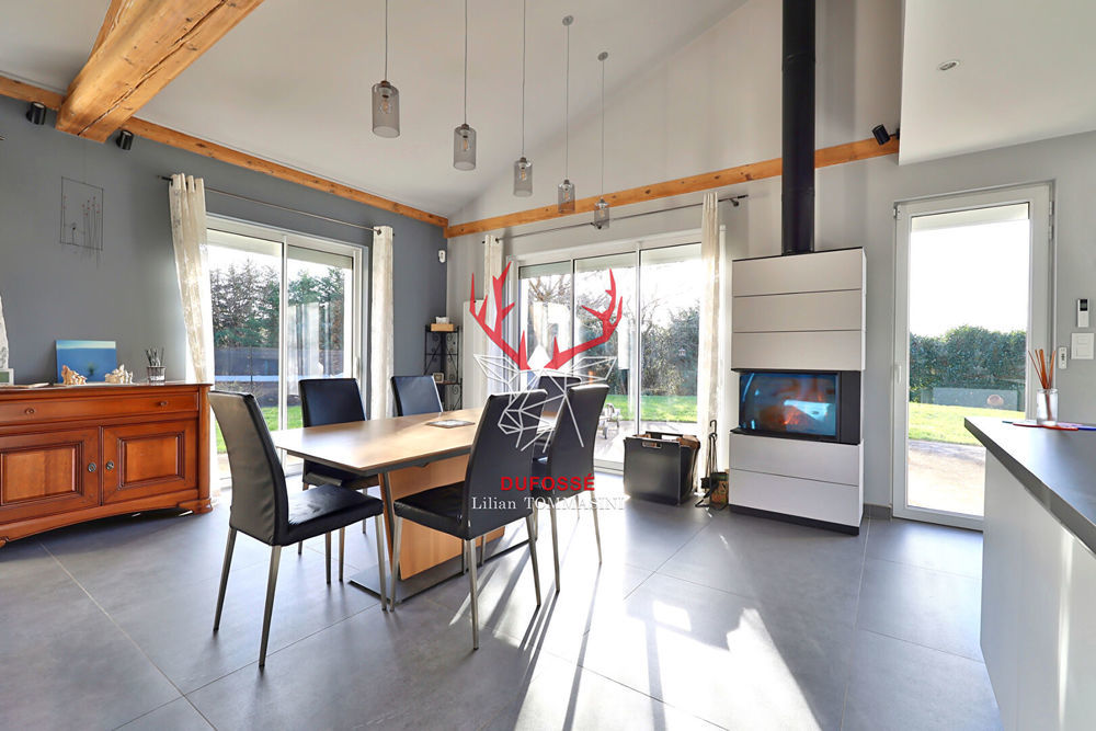 � vendre  Maison La Tour-de-Salvagny (69890)