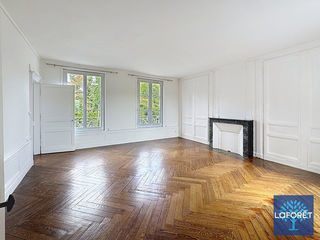  Immeuble � vendre 10 pi�ces 265 m�