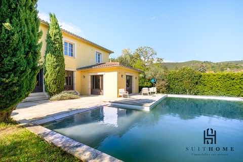   A vendre maison 175 m�  � Saint Romain Au Mont D Or, piscine et terrain clos et arbor� Maison - 6 pi�ce(s) - 175 m�
